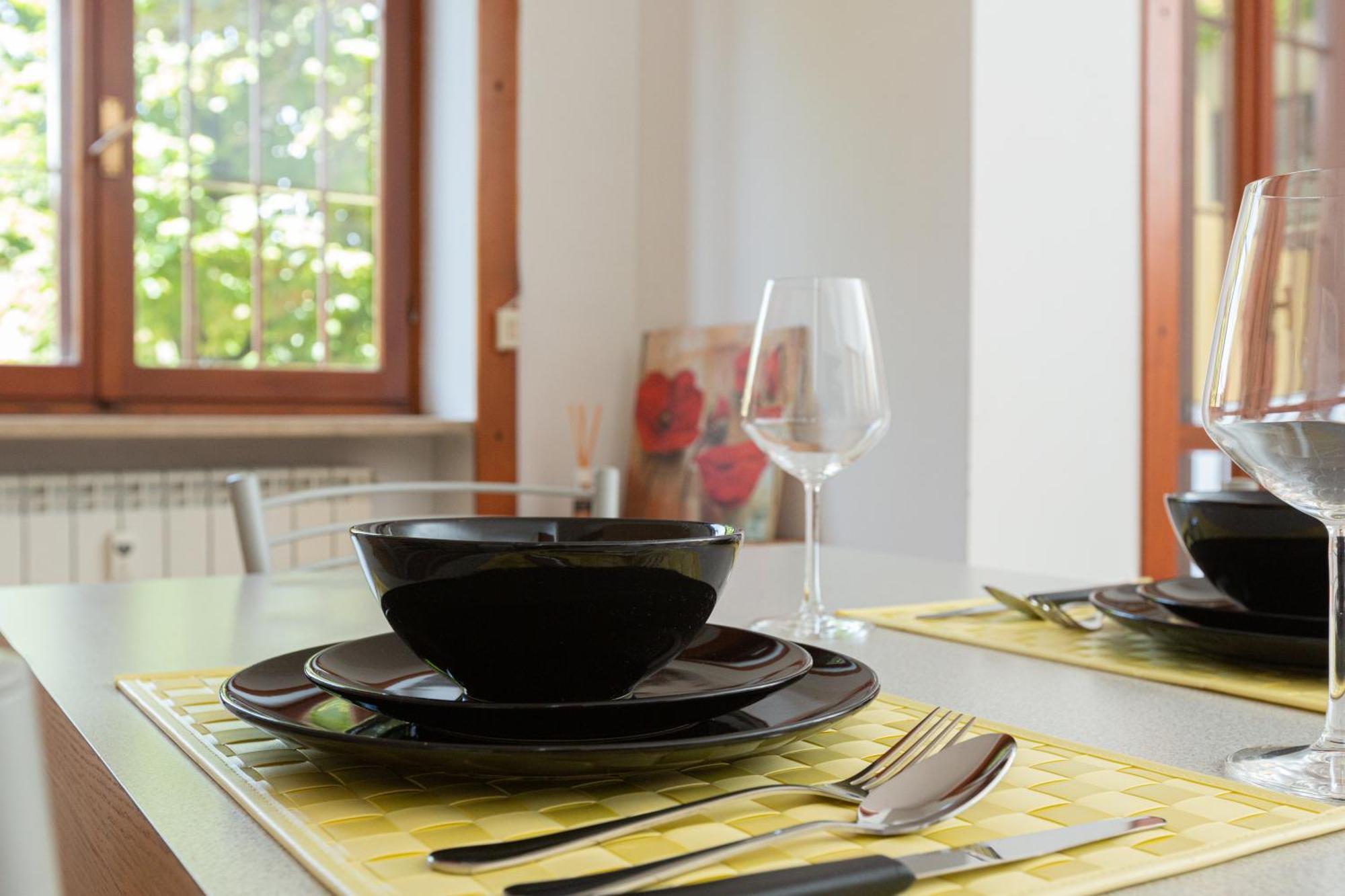 Tosi 11 - Exclusive Apartment Milan Luaran gambar